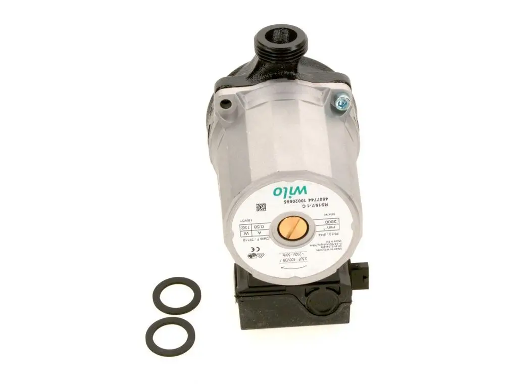 BOSCH Pumpe mit runder Gehäuseform, montiert auf einer Basis. Zwei O-Ringe liegen daneben. Produktinformationen sind auf dem Gehäuse sichtbar.
